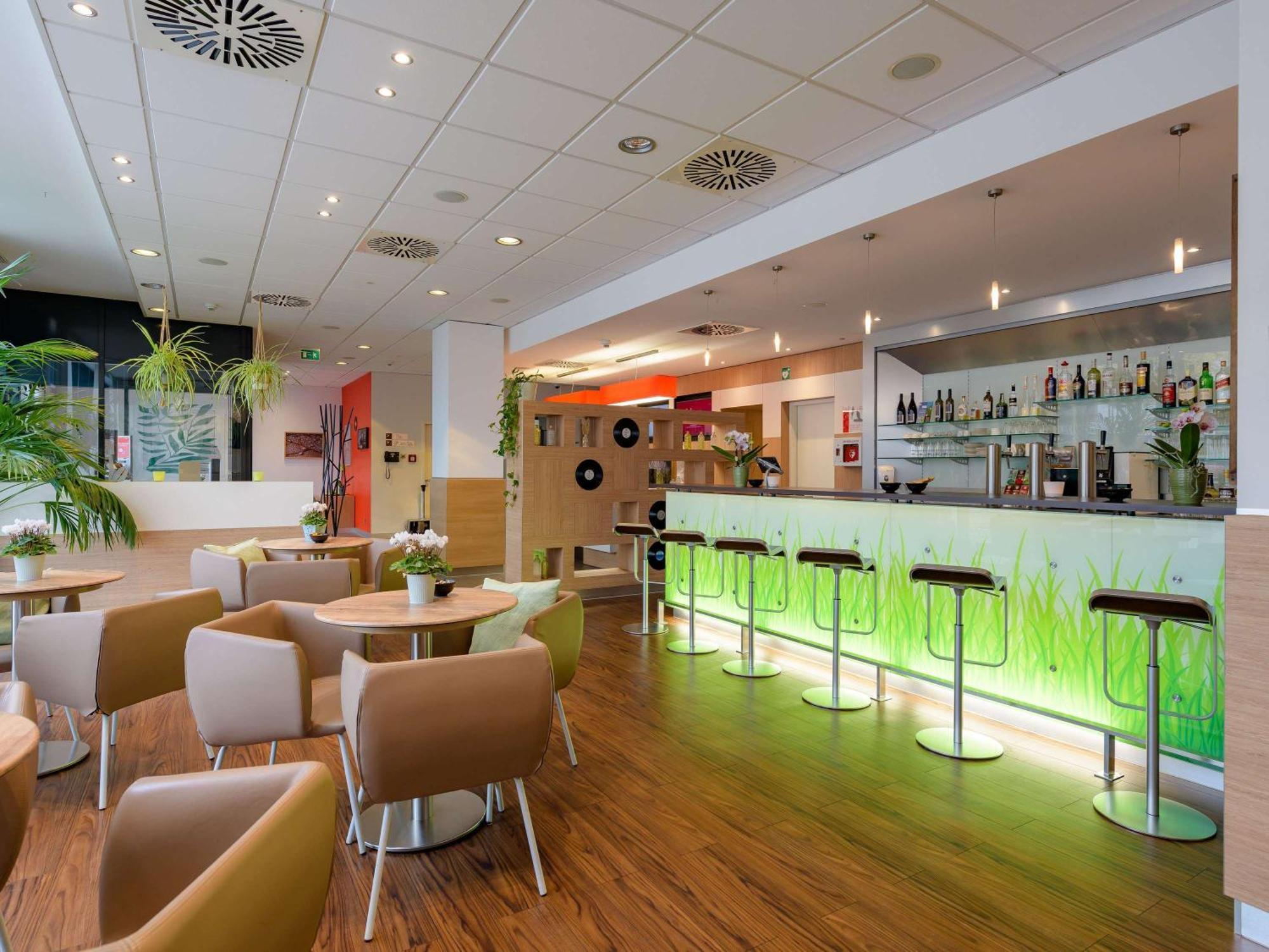 Ibis Heilbronn City Eksteriør billede